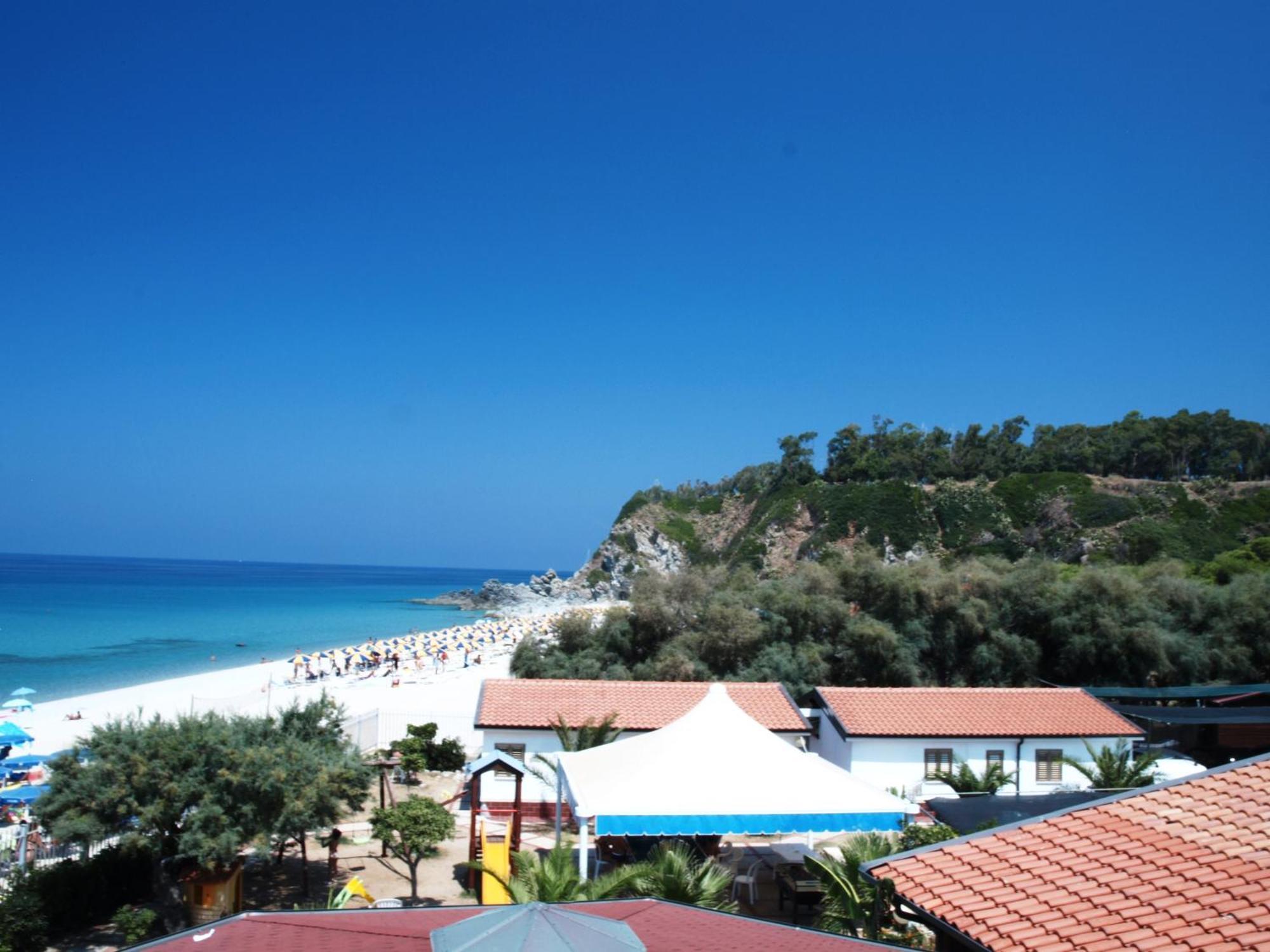Residence Il Turistico Zambrone Kültér fotó