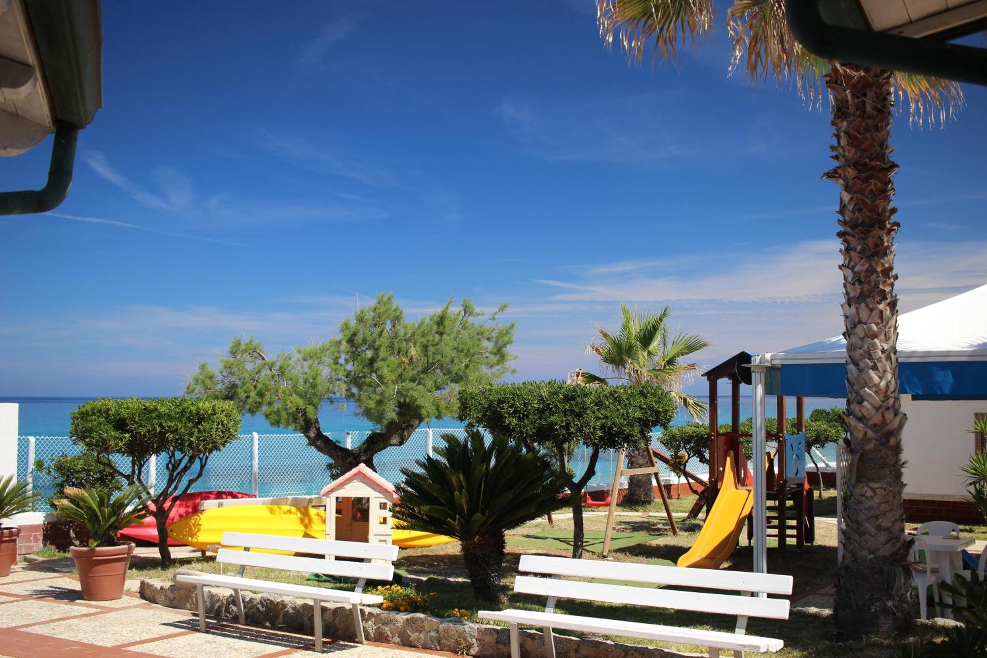 Residence Il Turistico Zambrone Kültér fotó
